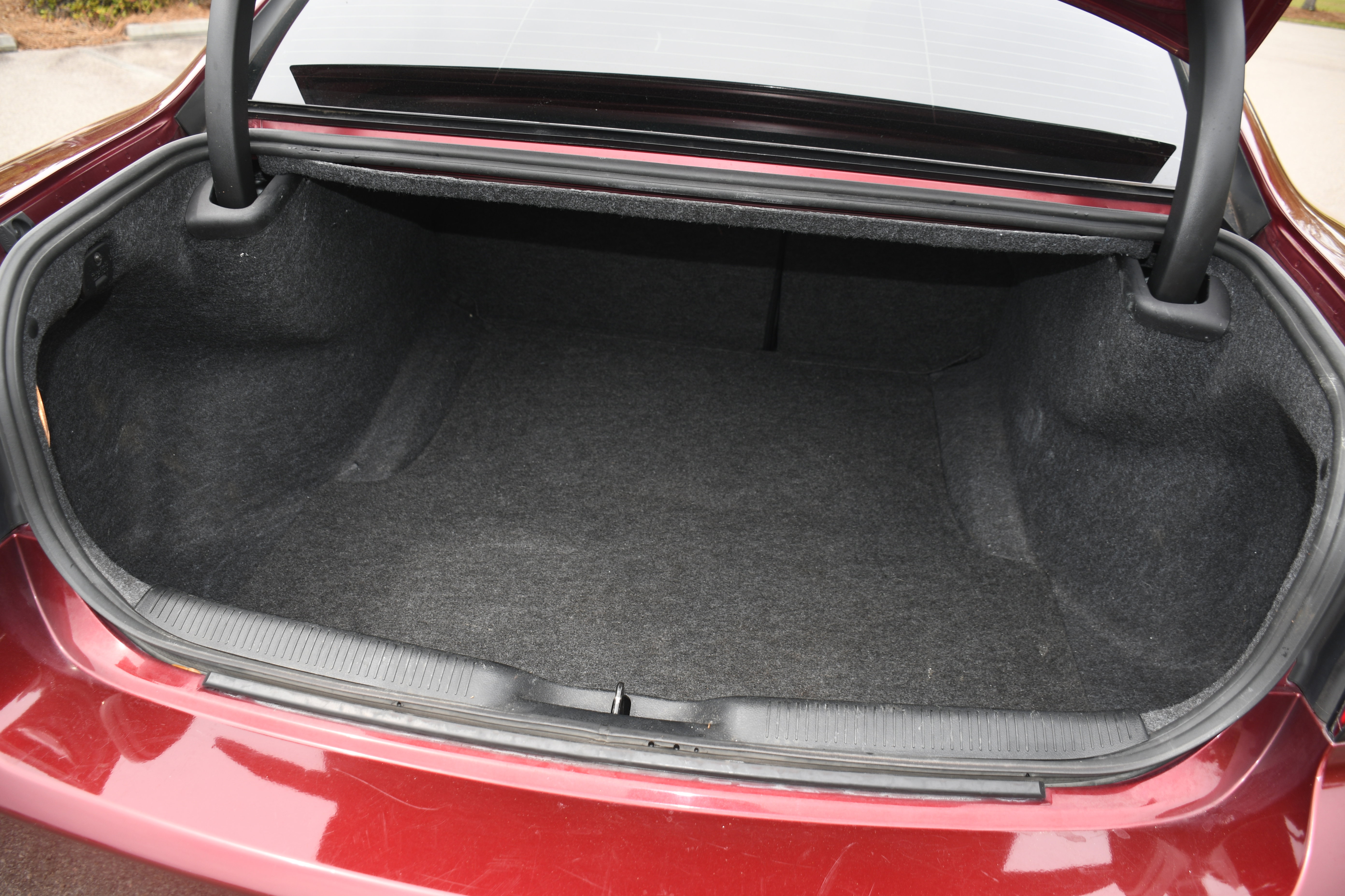 Used 2022 Dodge Charger R/T w/ Blacktop Package image 18