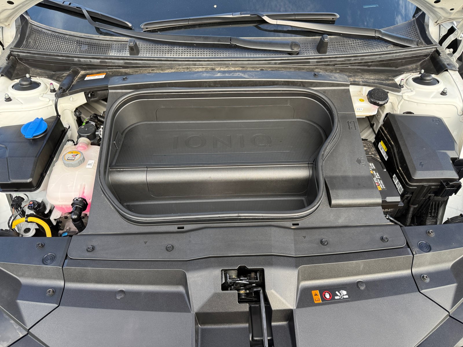 Used 2024 Hyundai Ioniq 6 Limited RWD image 20