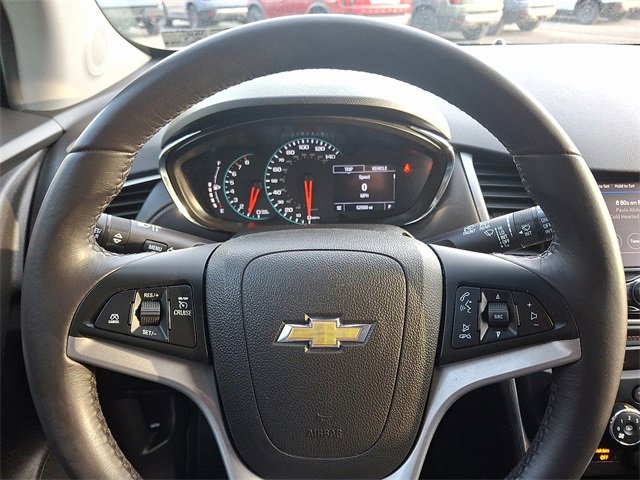 Used 2020 Chevrolet Trax LT w/ LT Convenience Package image 18