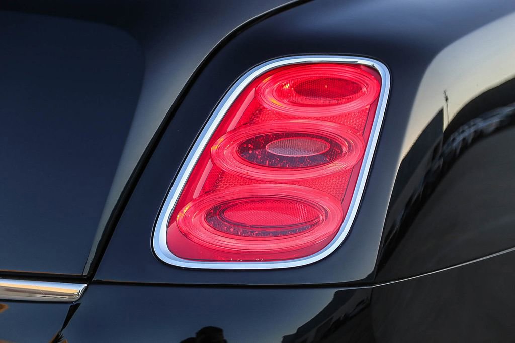 Used 2014 Bentley Mulsanne image 10