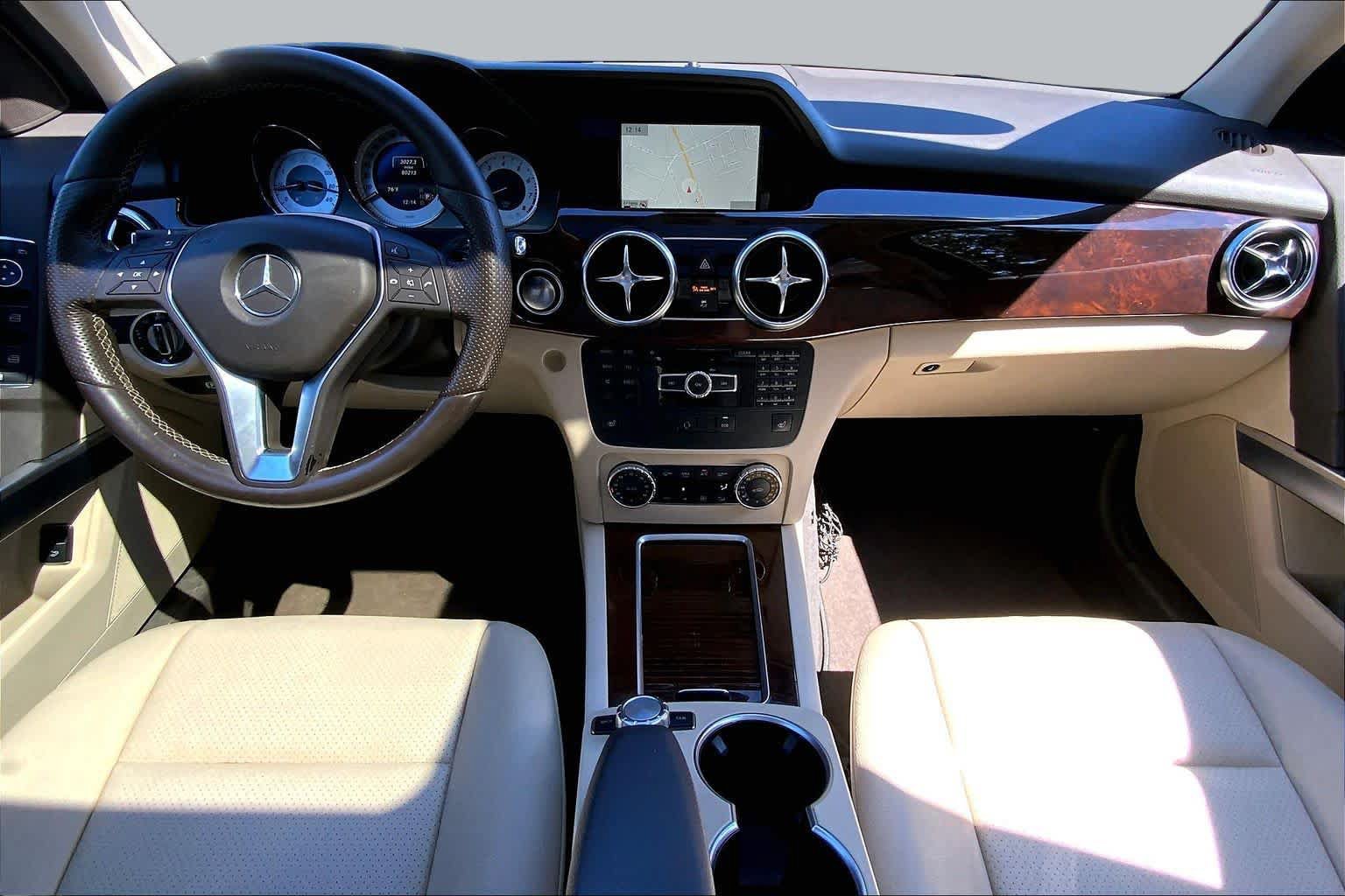 Used 2015 Mercedes-Benz GLK 350 4MATIC image 16