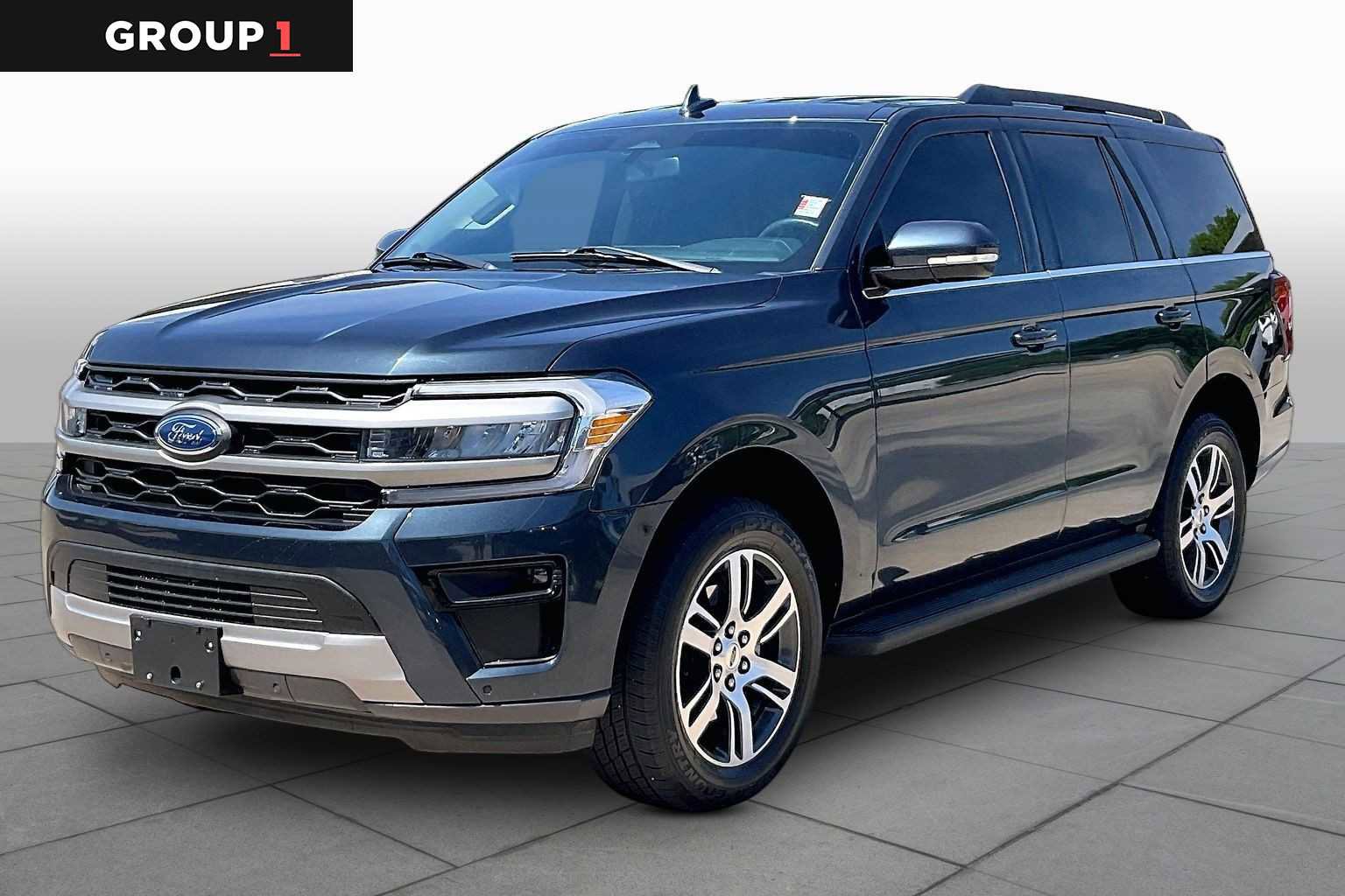 Used 2024 Ford Expedition XLT AWD/4WD image 1