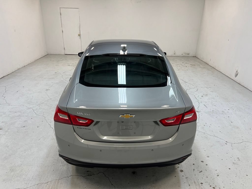 Used 2025 Chevrolet Malibu LT FWD image 4