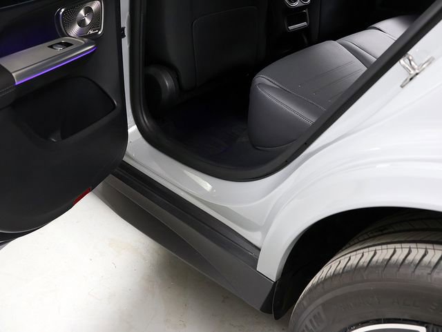 Certified 2025 Mercedes-Benz GLC 300 4MATIC image 28