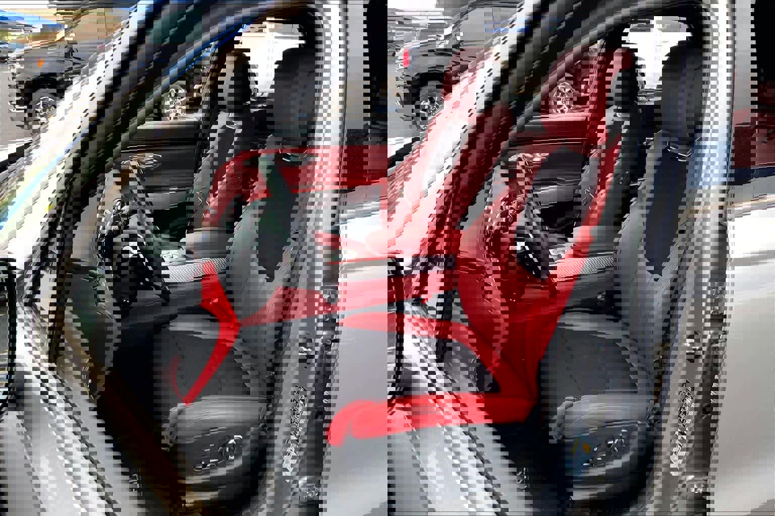 Used 2023 Genesis GV70 2.5T w/ Sport Prestige Package AWD/4WD image 8