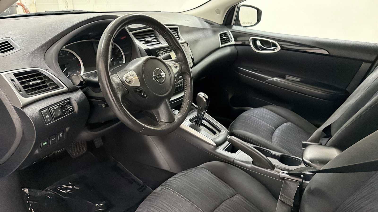 Used 2017 Nissan Sentra SV image 12