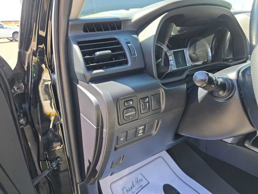 Used 2015 Toyota 4Runner SR5 Premium image 22