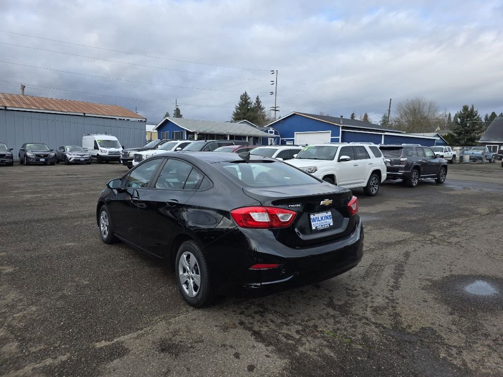 Used 2016 Chevrolet Cruze LS image 7