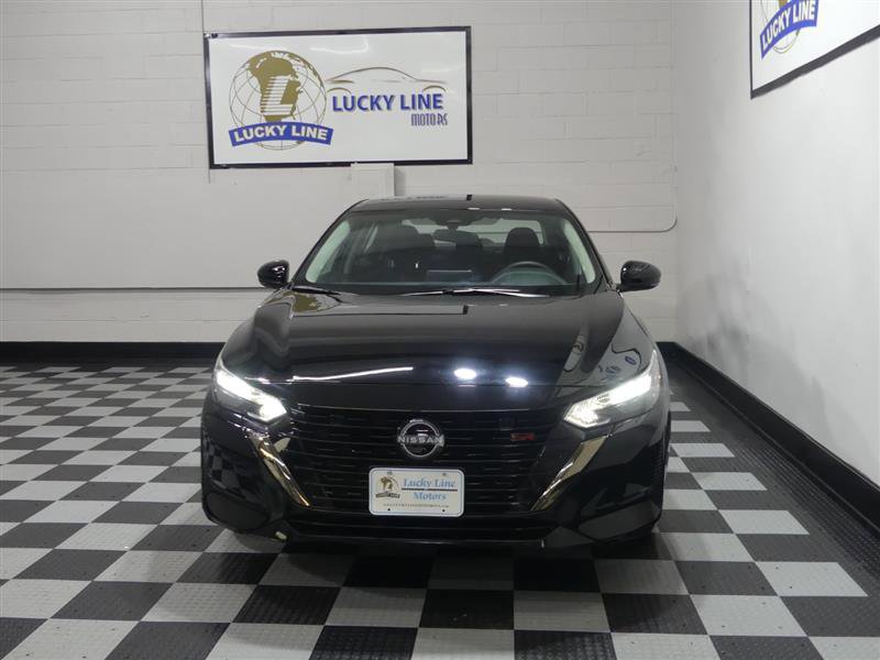 Used 2025 Nissan Sentra SR image 2