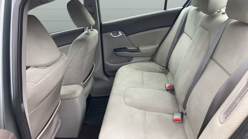 Used 2012 Honda Civic Hybrid Sedan image 18