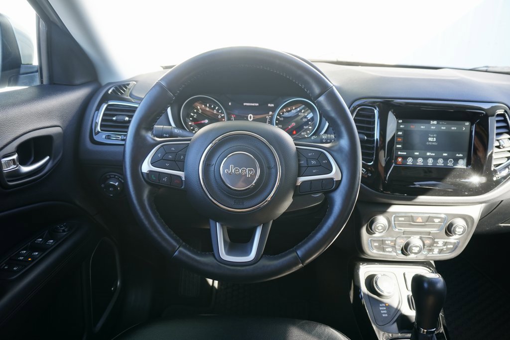 Used 2021 Jeep Compass Latitude w/ Sun and Sound Group image 14