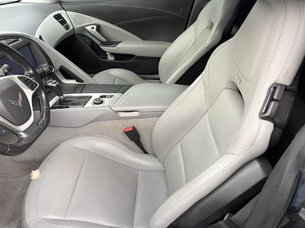Used 2018 Chevrolet Corvette Stingray Convertible w/ 3LT Preferred Equipment Group RWD image 9