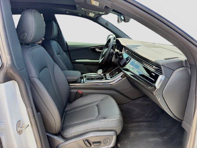 Used 2026 Audi Q8 Premium Plus AWD/4WD image 15
