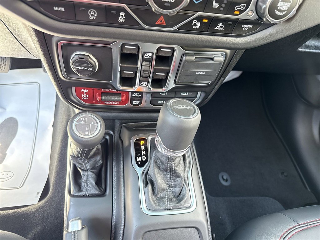 New 2025 Jeep Gladiator Rubicon w/ Safety Group image 19