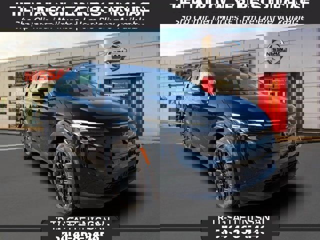 New 2026 Nissan Leaf Platinum+ w/ Cargo Package (Platinum+) image 1