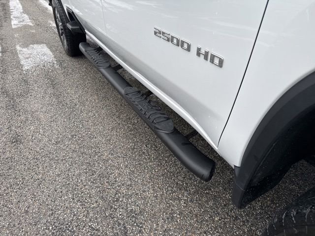 Used 2025 Chevrolet Silverado 2500 Custom w/ Custom Value Package image 39