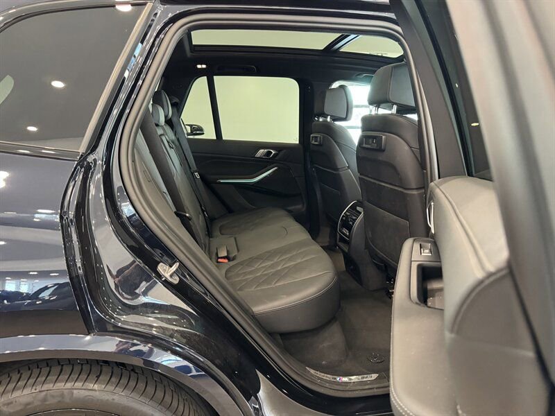 Used 2023 BMW X5 xDrive40i w/ M Sport Package image 10