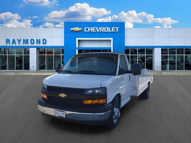 New 2026 Chevrolet Express 3500 w/ Power Convenience Package RWD image 8
