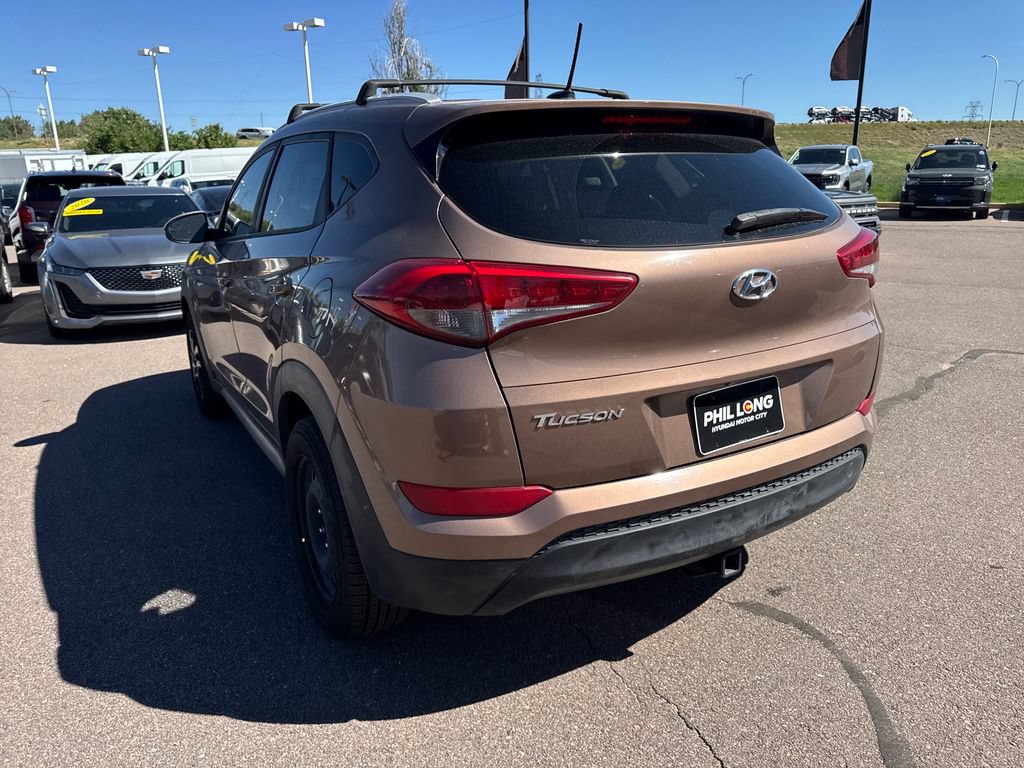 Used 2017 Hyundai Tucson SE w/ SE Popular Package 02 FWD image 7