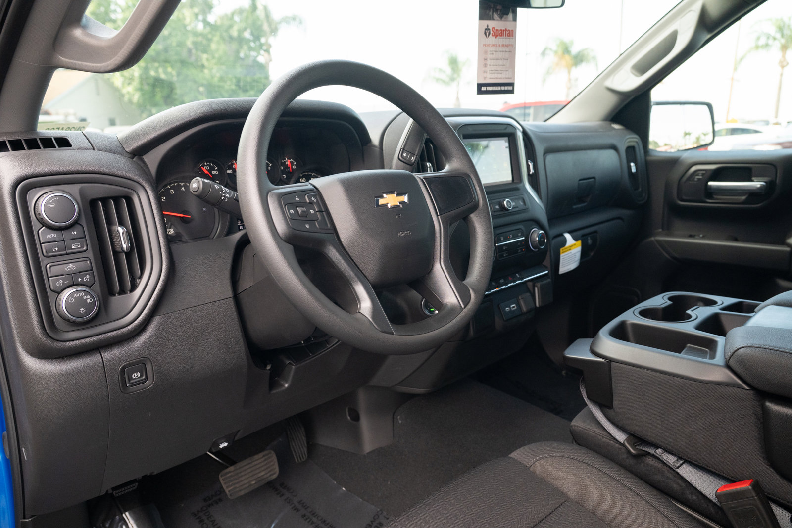 Used 2025 Chevrolet Silverado 1500 Custom image 16
