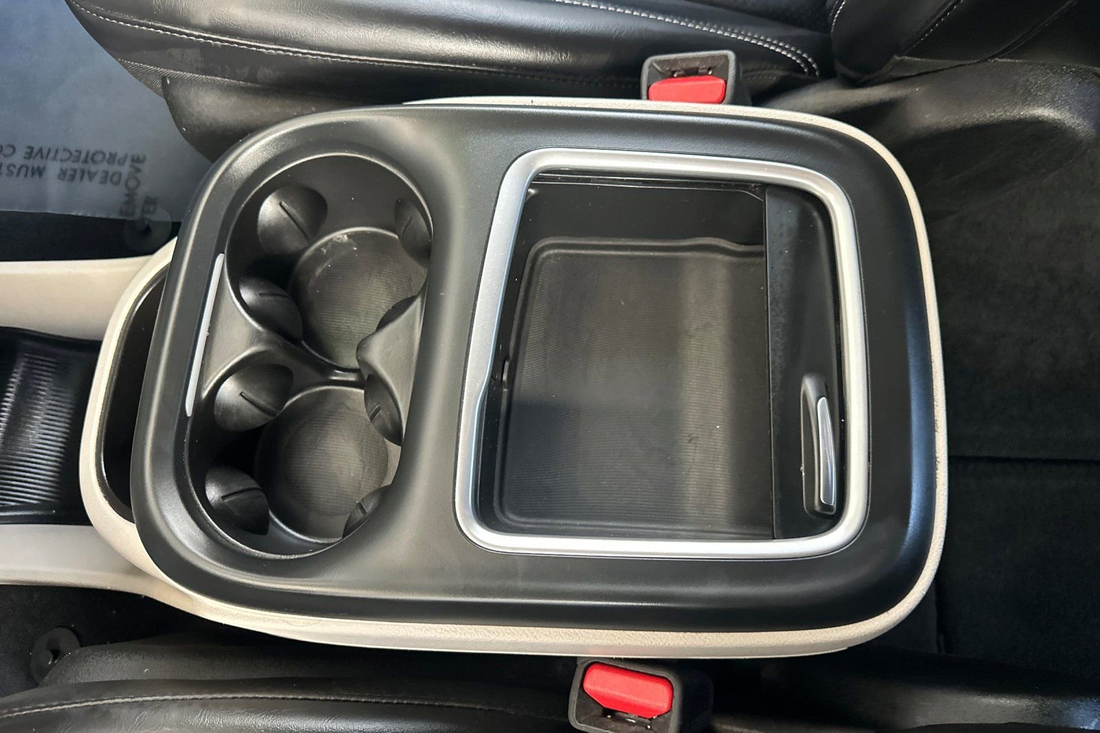 Used 2023 Chrysler Pacifica Touring-L image 33