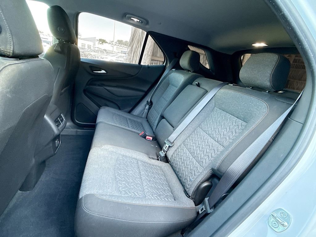 Used 2022 Chevrolet Equinox LT w/ Driver Convenience Package FWD image 22