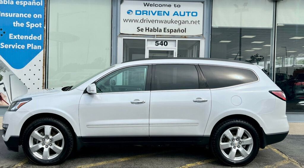 Used 2017 Chevrolet Traverse Premier image 2