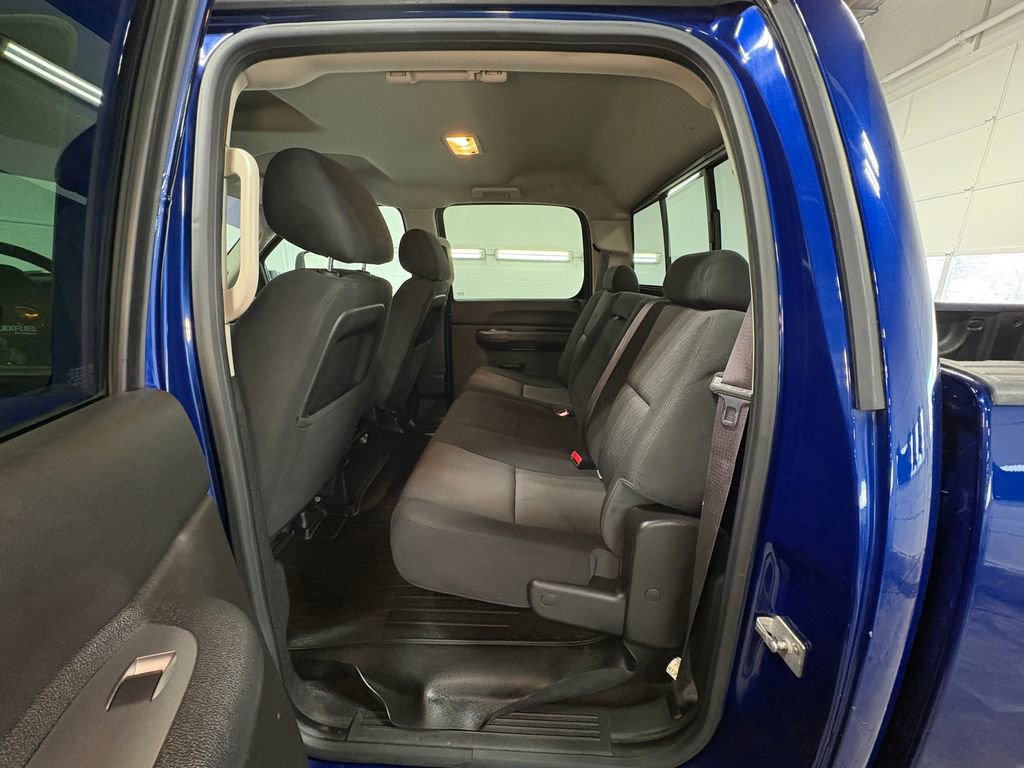 Used 2014 Chevrolet Silverado 2500 LT w/ Interior Plus Package image 26