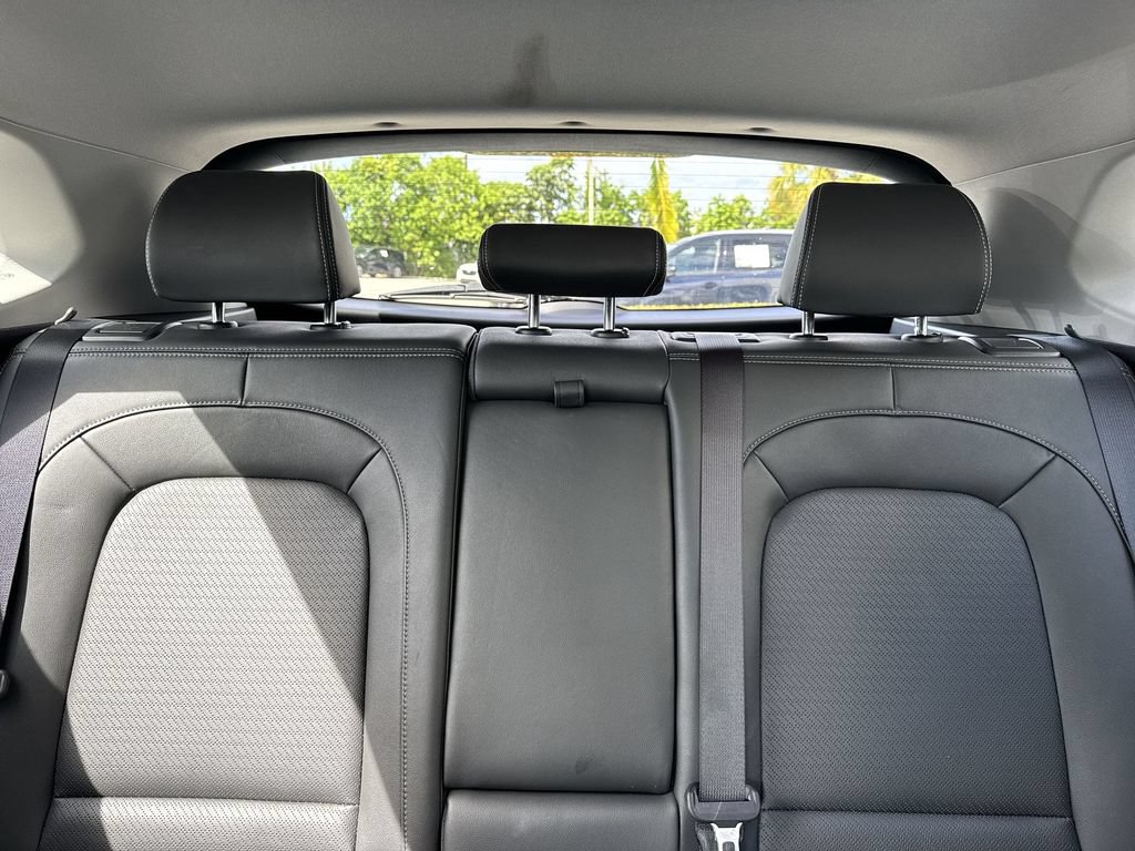 Used 2021 Hyundai Kona Limited w/ Cargo Package FWD image 18