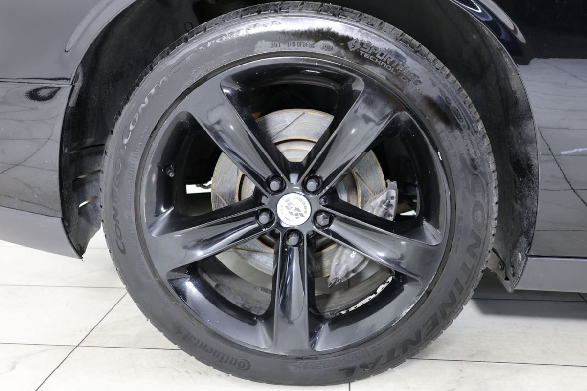 Used 2015 Dodge Challenger R/T Scat Pack RWD image 12