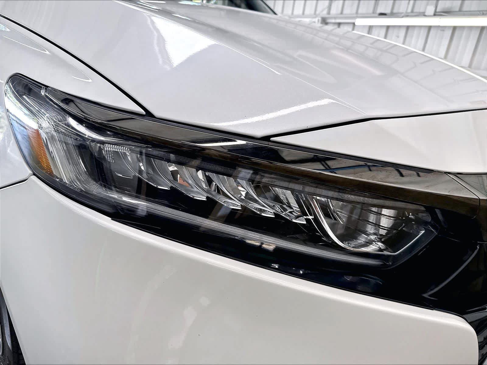 Used 2020 Honda Accord Sport image 32