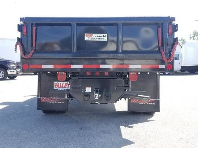 New 2025 Ford F550 4x4 Regular Cab Super Duty video 4