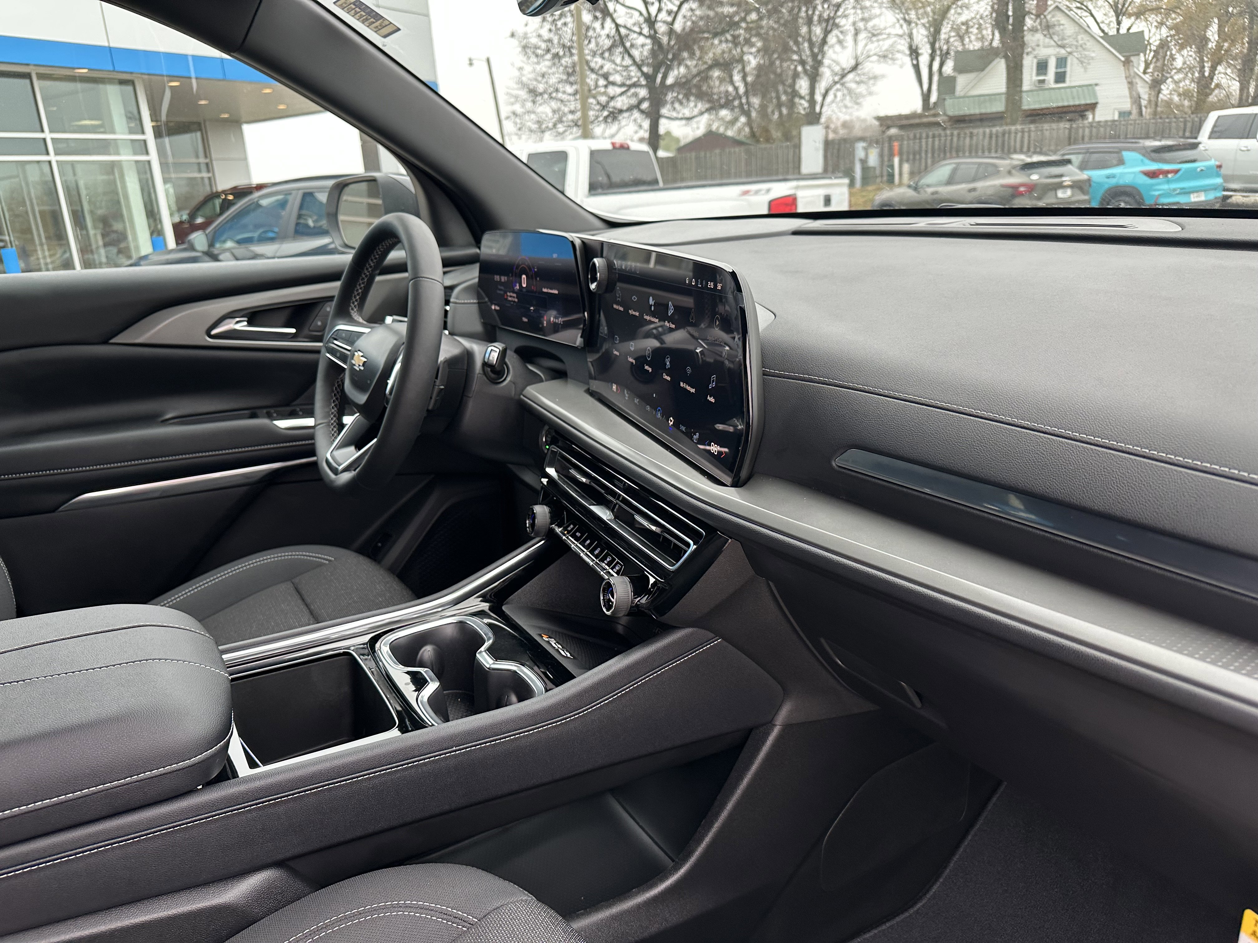 New 2026 Chevrolet Traverse LT w/ Driver Confidence Package image 38