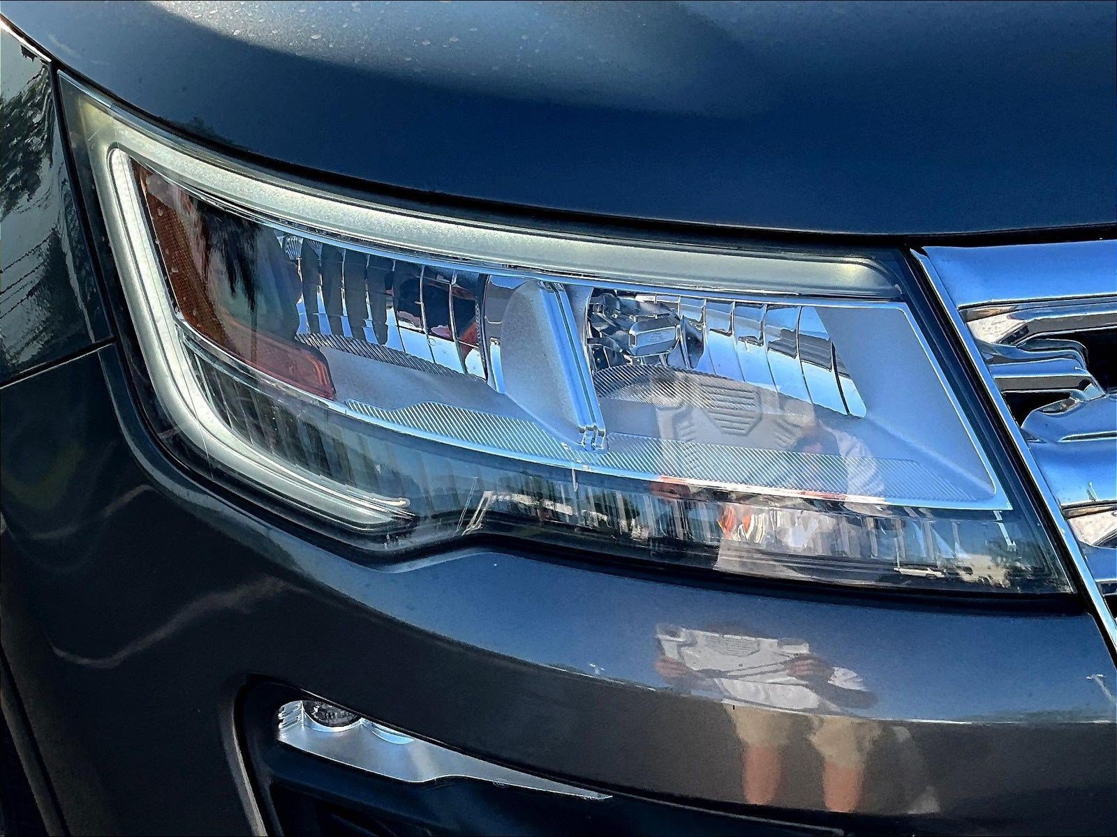 Used 2018 Ford Explorer Limited FWD image 32