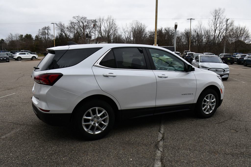 Used 2022 Chevrolet Equinox LT AWD/4WD image 7