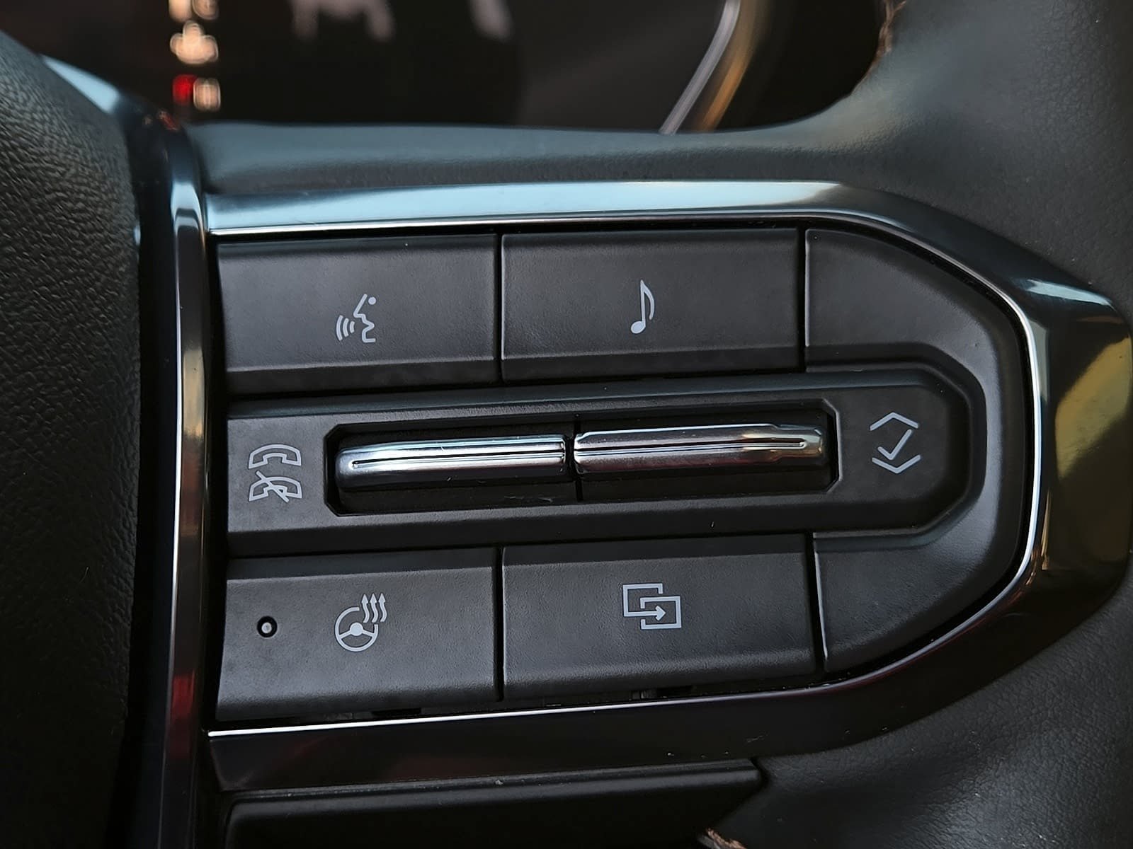 Used 2023 GMC Canyon AT4 w/ AT4 Premium Package AWD/4WD image 18