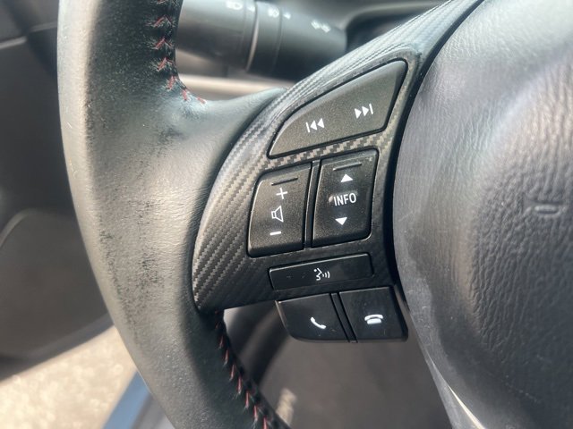 Used 2016 MAZDA MAZDA3 i Touring image 16