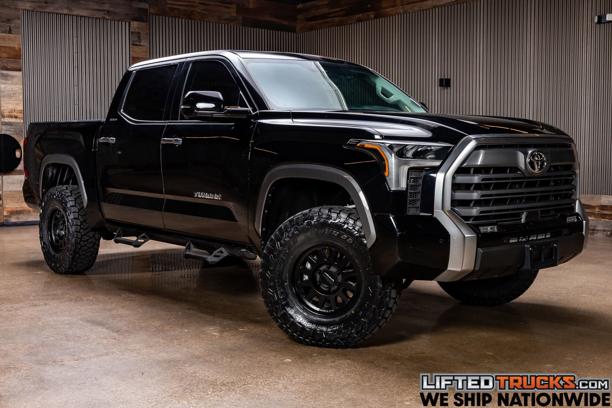 Used 2023 Toyota Tundra Limited image 1