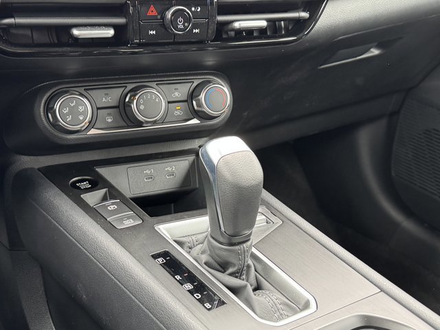 New 2026 Nissan Kicks S image 23