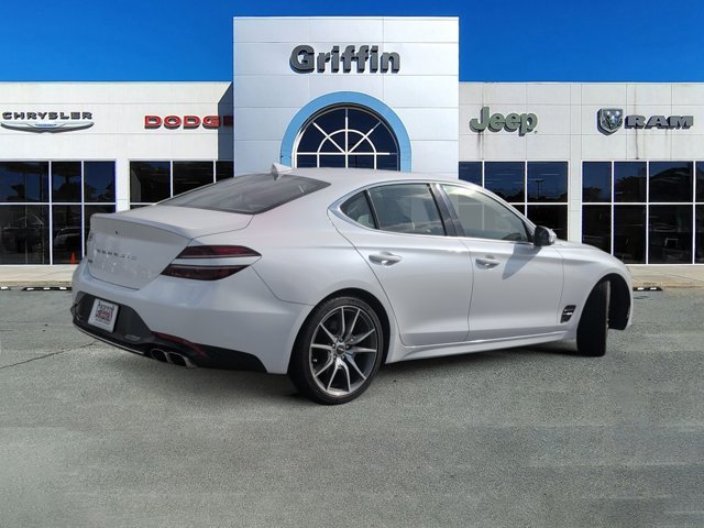 Used 2023 Genesis G70 2.0T RWD image 4