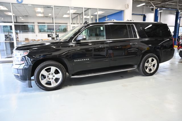 Used 2017 Chevrolet Suburban Premier AWD/4WD image 7