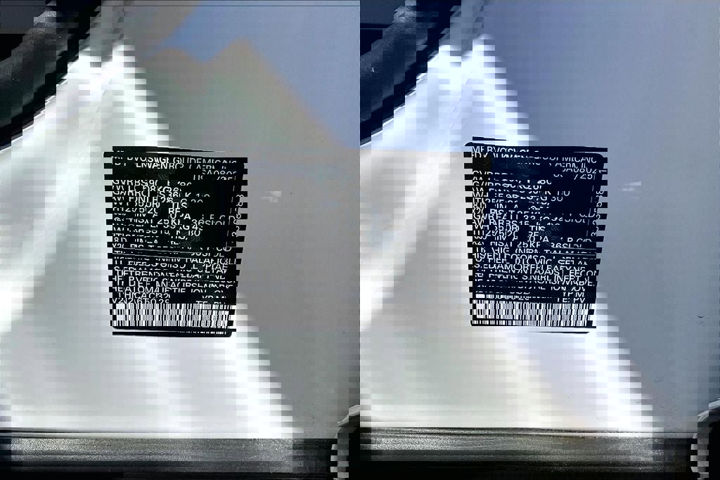 Certified 2026 Volkswagen Atlas SE w/ Black Wheel Package image 31