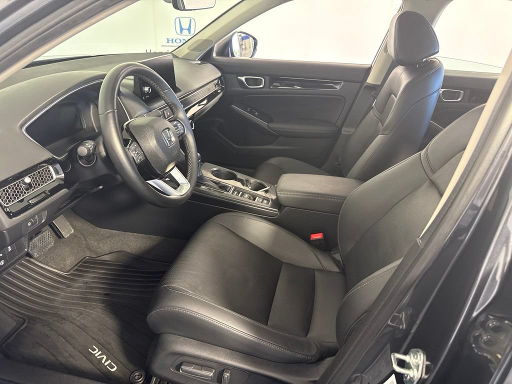 Used 2024 Honda Civic Touring image 13