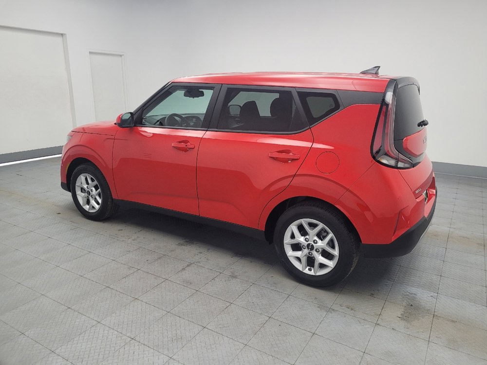 Used 2025 Kia Soul S image 3