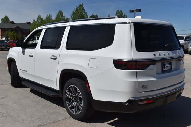Used 2023 Jeep Wagoneer L Series II AWD/4WD image 7