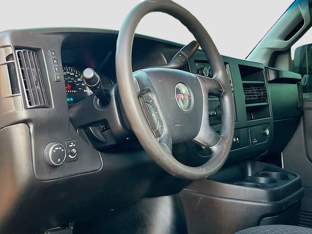 Used 2022 GMC Savana 2500 w/ Driver Convenience Package RWD image 9