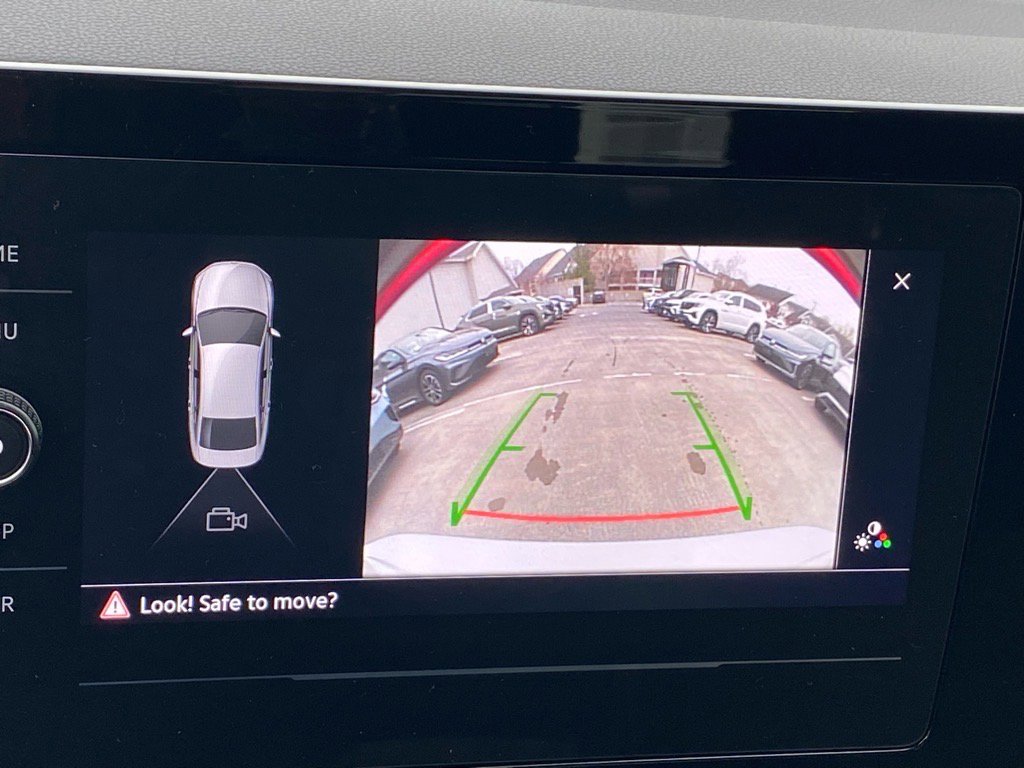 Certified 2025 Volkswagen Jetta S image 15