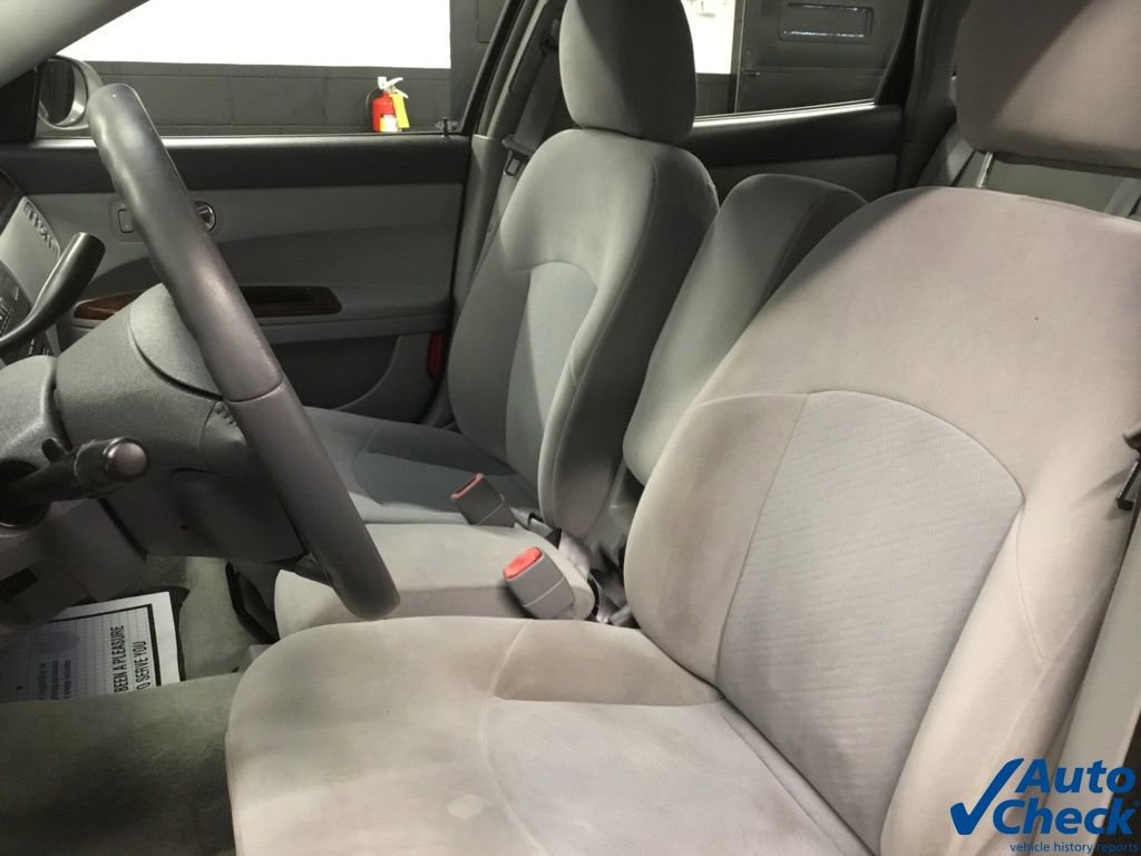 Used 2007 Buick LaCrosse CX image 23