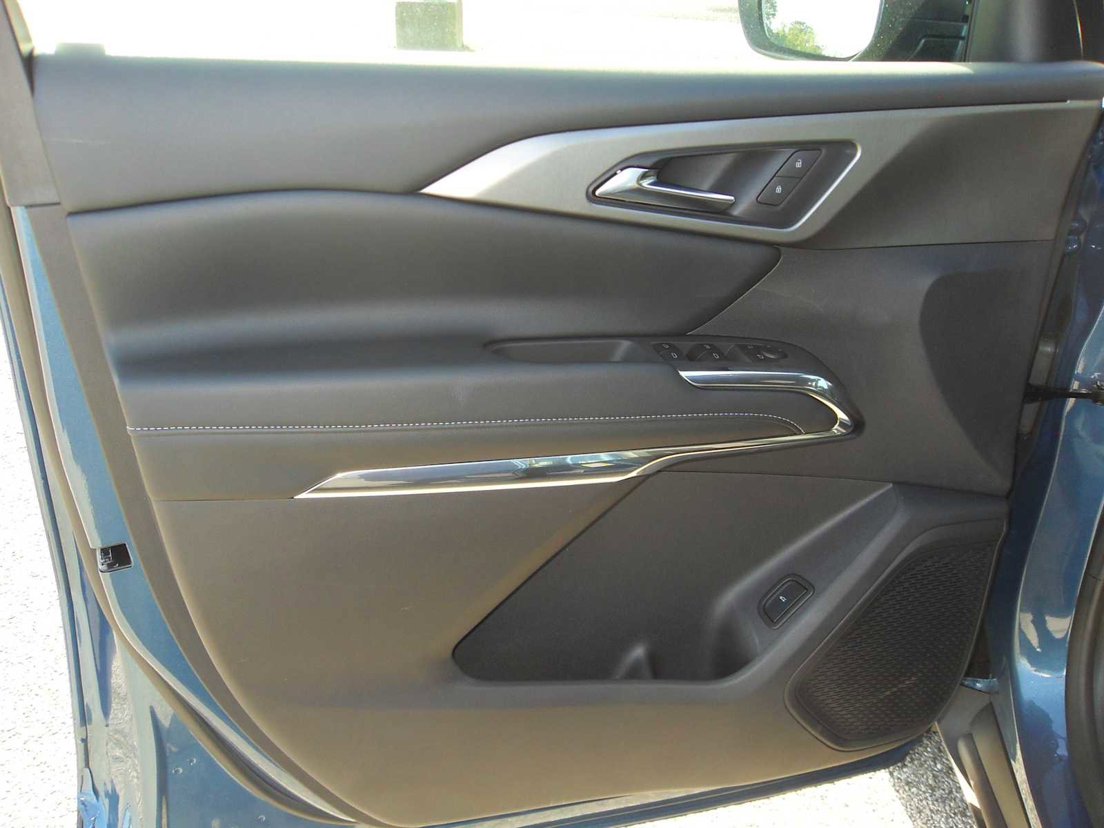 New 2026 Chevrolet Traverse LT w/ Driver Confidence Package image 21