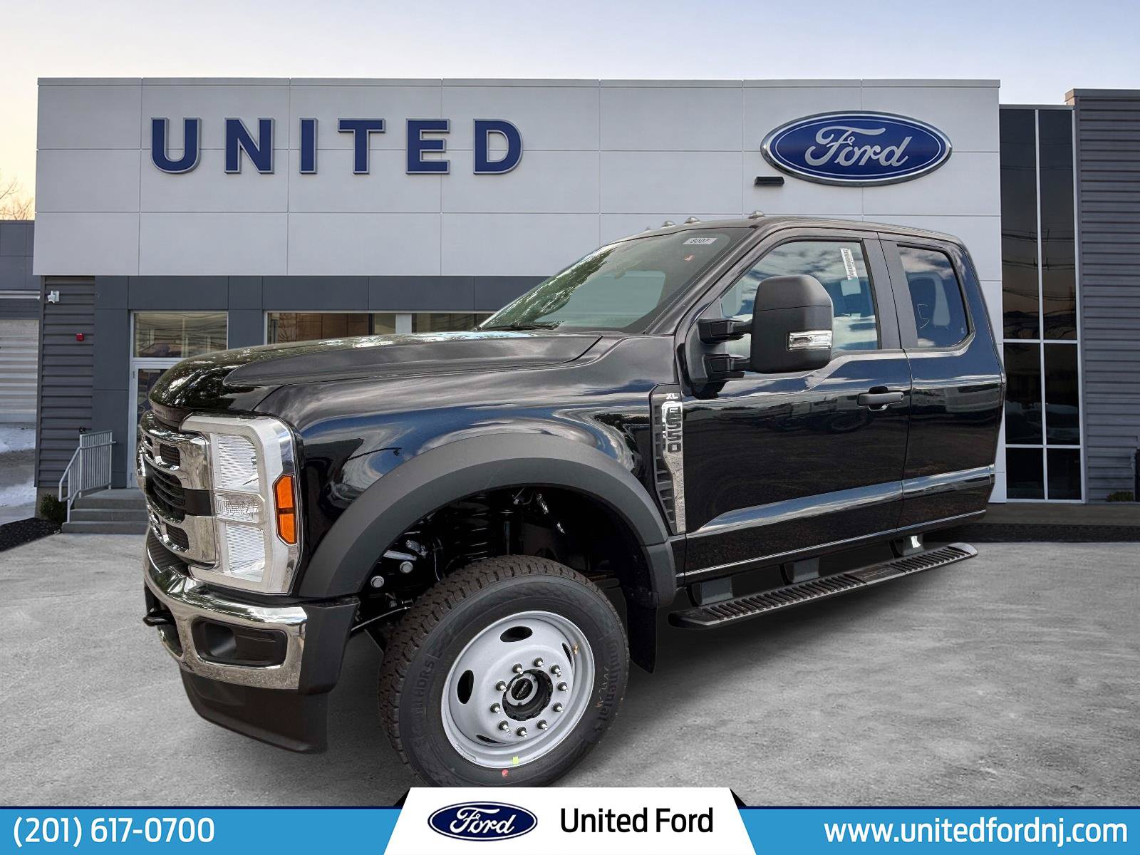 New 2026 Ford F550 4x4 Supercab Super Duty image 1